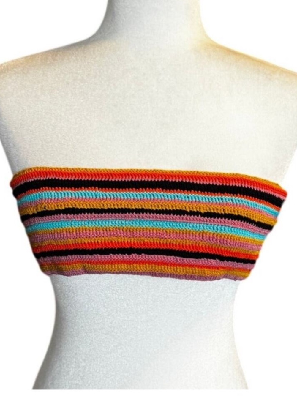Alo Yoga x Tropic of C Crochet Bandeau Bikini Top Sunset NWT
Handmade Peru Small